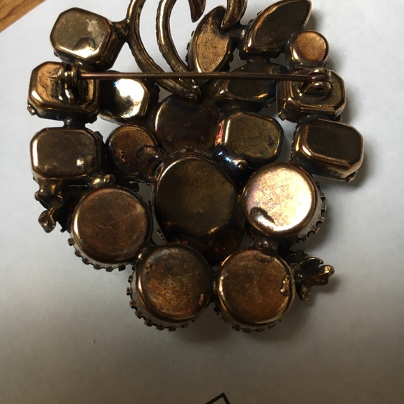 Vintage mixed size multi rhinestone brooch/pin - Picture 5 of 7